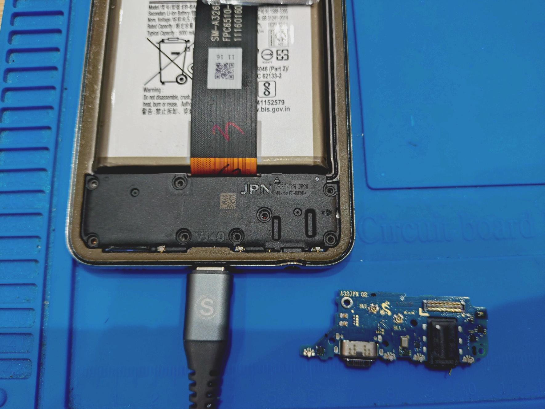 Galaxy A32 5G(ギャラクシー)をお持ち込みいただきまいした【スマホ修理工房池袋P’パルコ店】